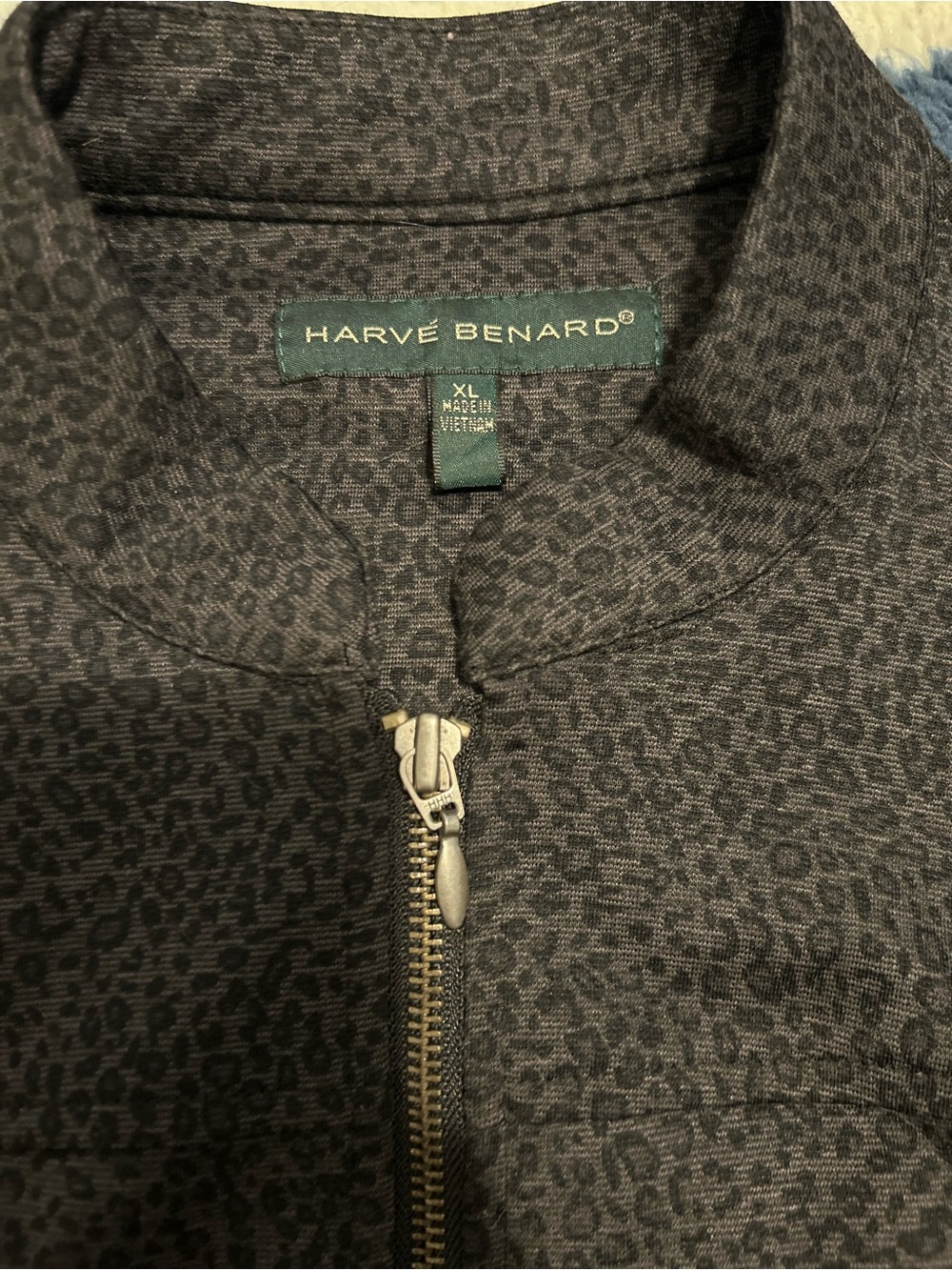 Harvé Benard Men's Dark Charcoal Zip-Up Sweater